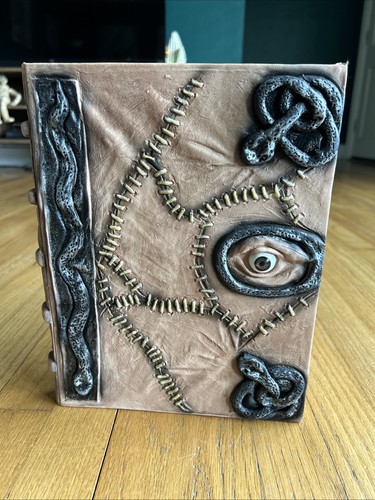 Hocus pocus book prop - hocus,