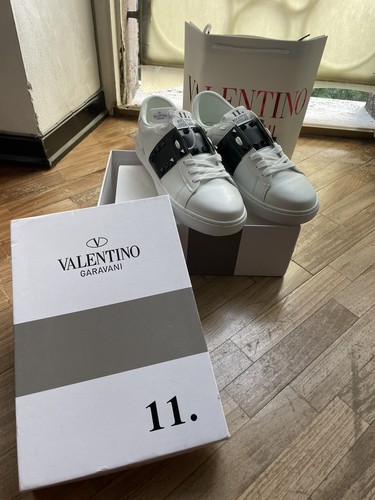 Valentino garavani sneakers - valentino,