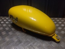 Réservoir d'essence carburant