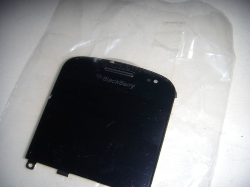Blackberry bold 9900 - blackberry,