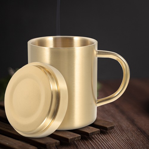 Tazza con coperchio - con,