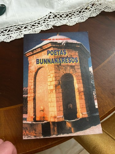 Poetas bunnanaresos a cura - bunnanaresos,