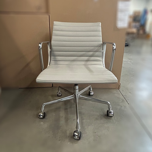 Eames low back aluminum - 8,