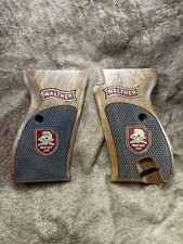 Impugnature per legno Walther