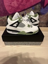 Air Jordan 4 Retro Oil Green