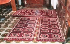 Tappeti di lana annodati a mano in Italia. Parure per camera da letto.