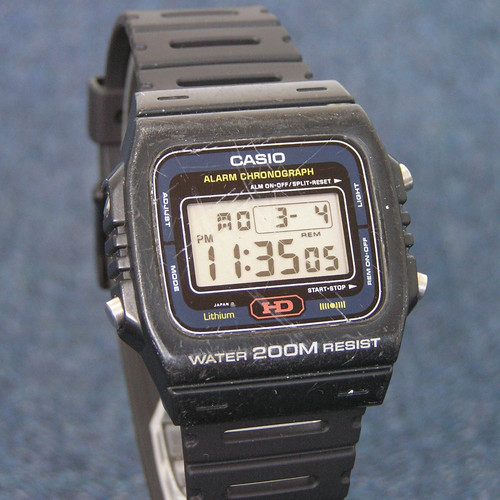 Orologio casio 240 200m - casio,