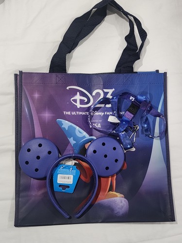 D23 expo crocs - orecchie, di