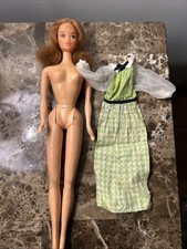 BARBIE QUICK CURL KELLEY CON