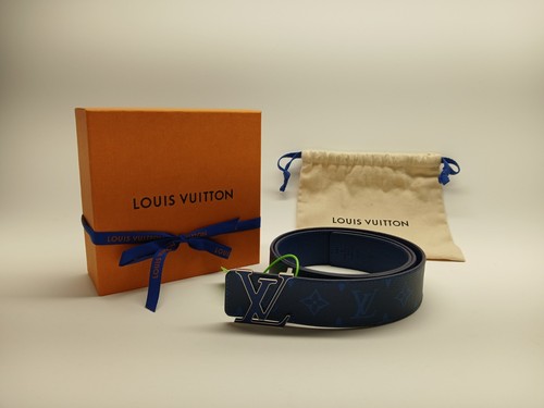 Louis vuitton iniziali - louis, lv