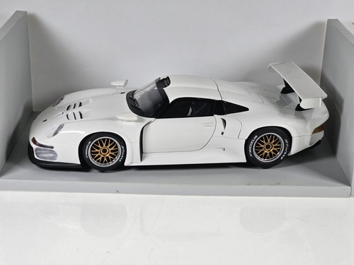 Modellino auto models 18 - models, 1:18