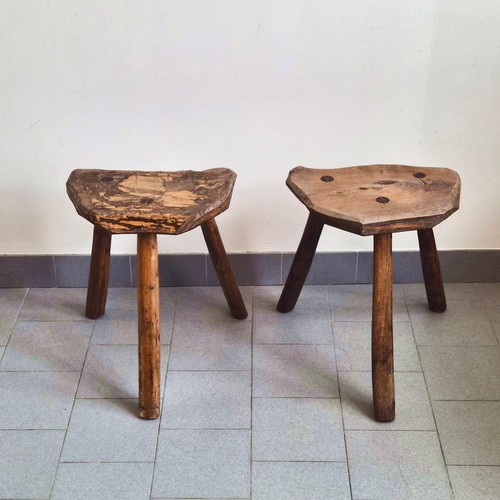 Coppia sgabelli tripode - di,