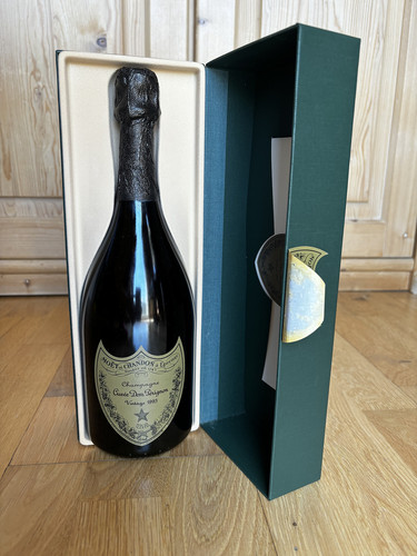 Champagne cuvée dom - cuvée, perignon