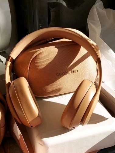 Beats studio pro kim sand - kim, k
