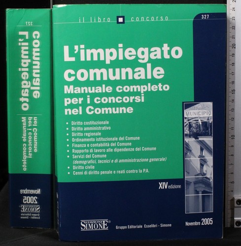 Impiegato comunale manuale - l'impiegato, comunale.