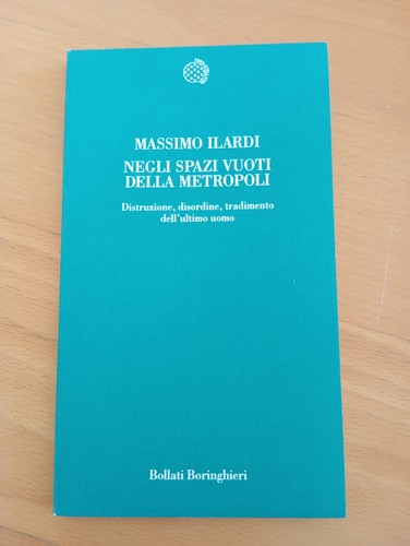 Negli spazi vuoti della