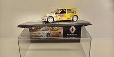 1:43 UNIVERSAL HOBBY RENAULT