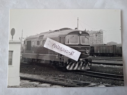 Fotografia deposito locomotive - fotografia,
