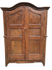 Antico armadio piemontese a