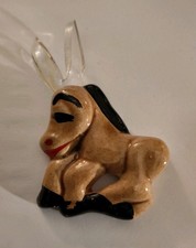 Rara spilla in ceramica e