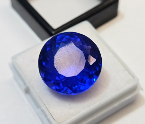 Splendida pietra preziosa