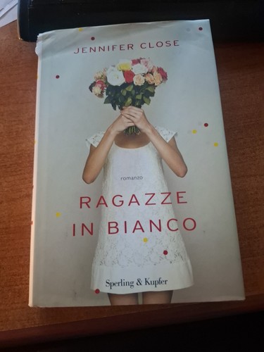 Libro ragazze bianco - ragazze, in