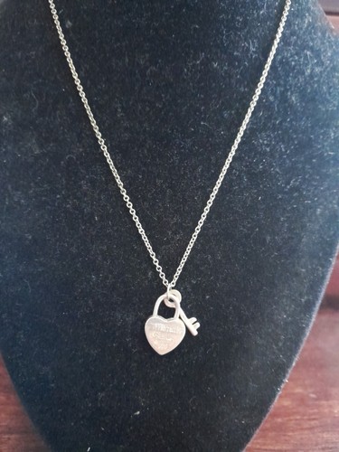 Collana tiffany ciondolo - &,