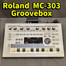 Roland MC-303 Groove Box