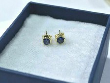 Orecchino con cornice