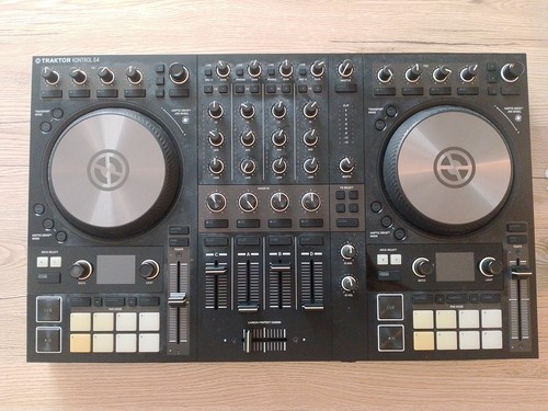 Traktor mk3 - s4,