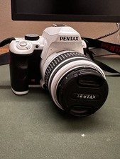 PENTAX K-r 12.4MP Digital SLR