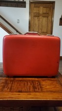 Valigia rigida vintage rossa
