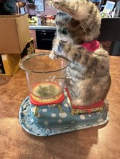 Raro gatto affamato LineMar