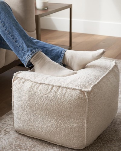 Beautiful boucle pouf - pouf, ottoman
