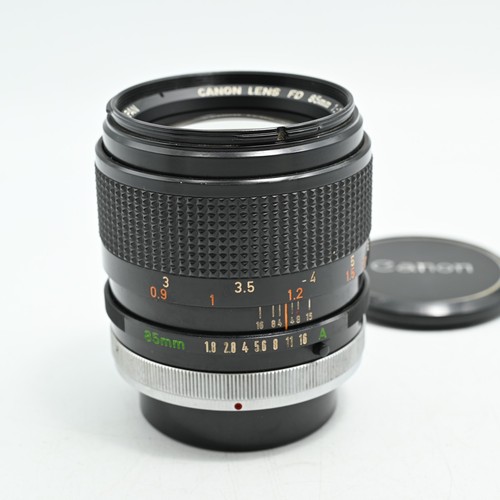 Canon 8 s - 85, f/1.8