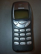 NOKIA 3210 grigio vintage usato originale con batteria originale, senza caricatore
