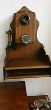 telefono antico in legno
