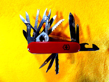 Victorinox Swiss Champs - Kit di sopravvivenza Rosso vintage con custodia pelle