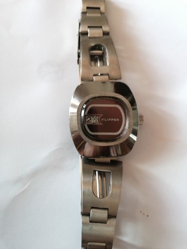 Vintage jump hour - jump,