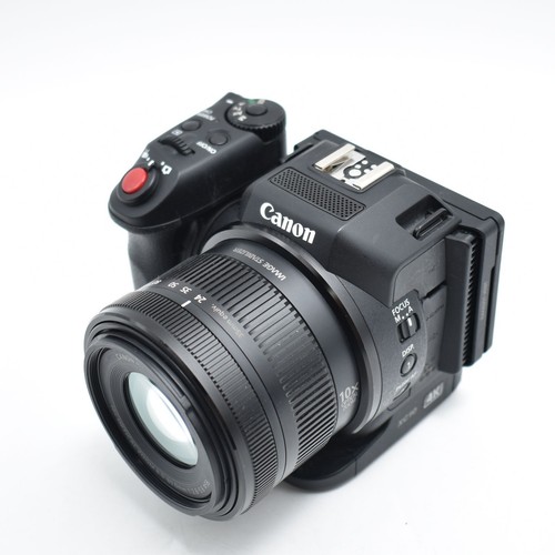 Videocamera professionale
