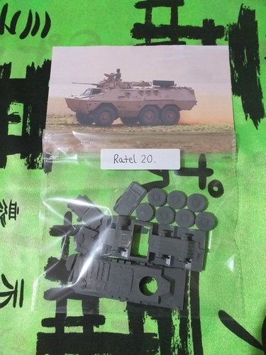 Kit maqueta para montar - , y