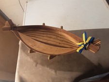 BELLISSIMO CENTROTAVOLA IN LEGNO A FORMA DI BARCA VICHINGA MADE IN SWEDEN DIMENS
