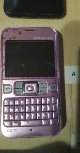 Lot smartphones dont turn - lot,