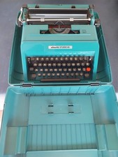 Macchina Da Scrivere Olivetti Studio 45 come nuova con custodia 