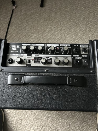 Roland cube cosm 34w - 30,