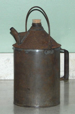 Antica lampada a olio