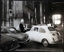 Foto vintage Milano Vigile e Fiat 500 anni 70 Ft 777 - Stampa 30x24 cm