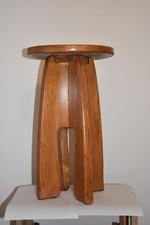 Sgabello artigianale in legno
