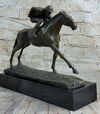 Statua In Bronzo Di Cavallo