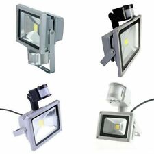 FARO LED FARETTO CON SENSORE CREPUSCOLARE FREDDO ESTERNO 10W 20W 30W 50W
